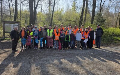 Müllsammelaktion mit der Dorfgemeinschaft und den Pfadfindern